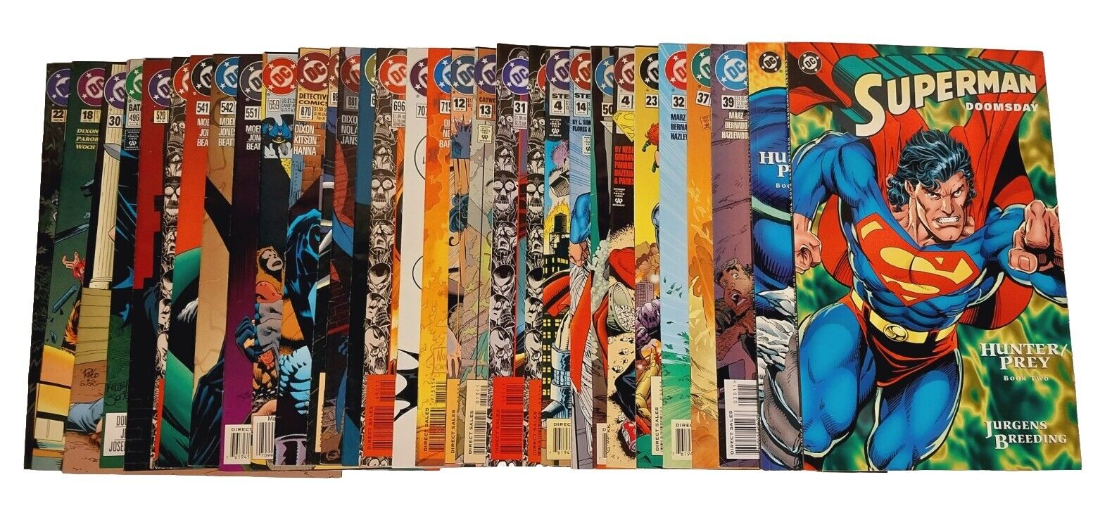LOT OF 32 VINTAGE 1990\'S DC COMIC BOOKS ~ BATMAN ROBIN SUPERMAN CATWOMAN 
