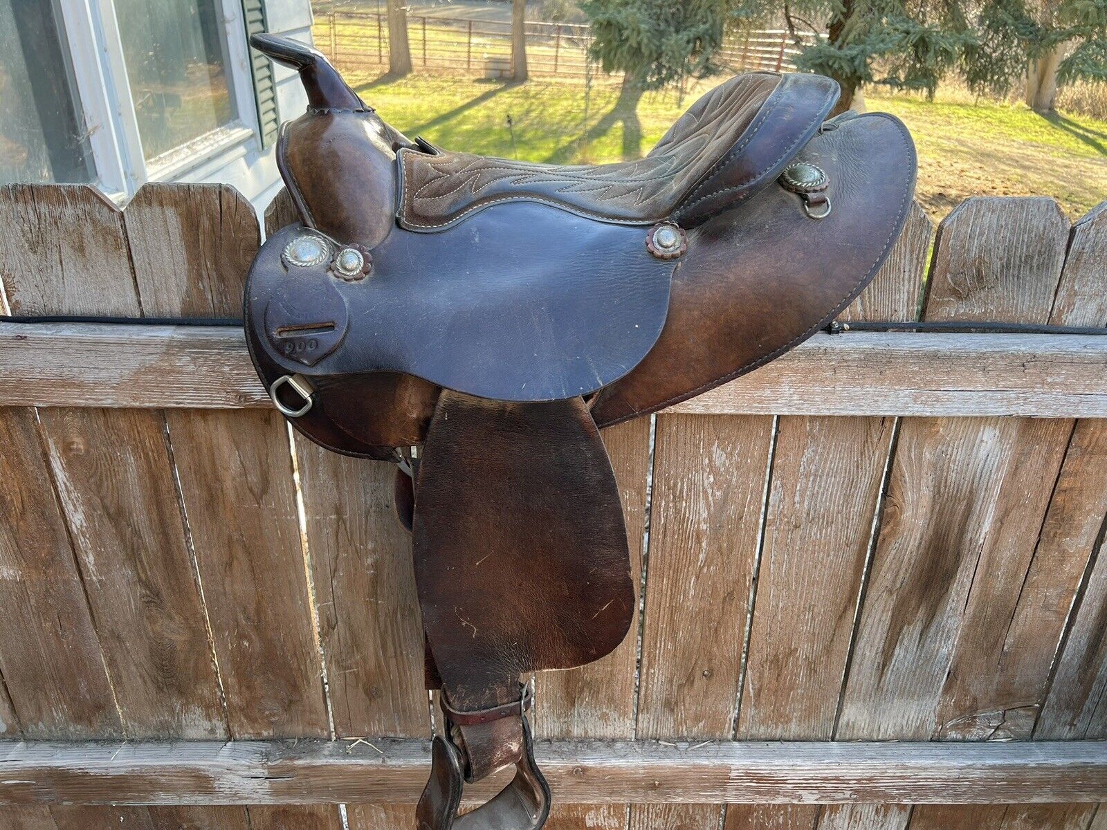 15 Western Saddle with Pad