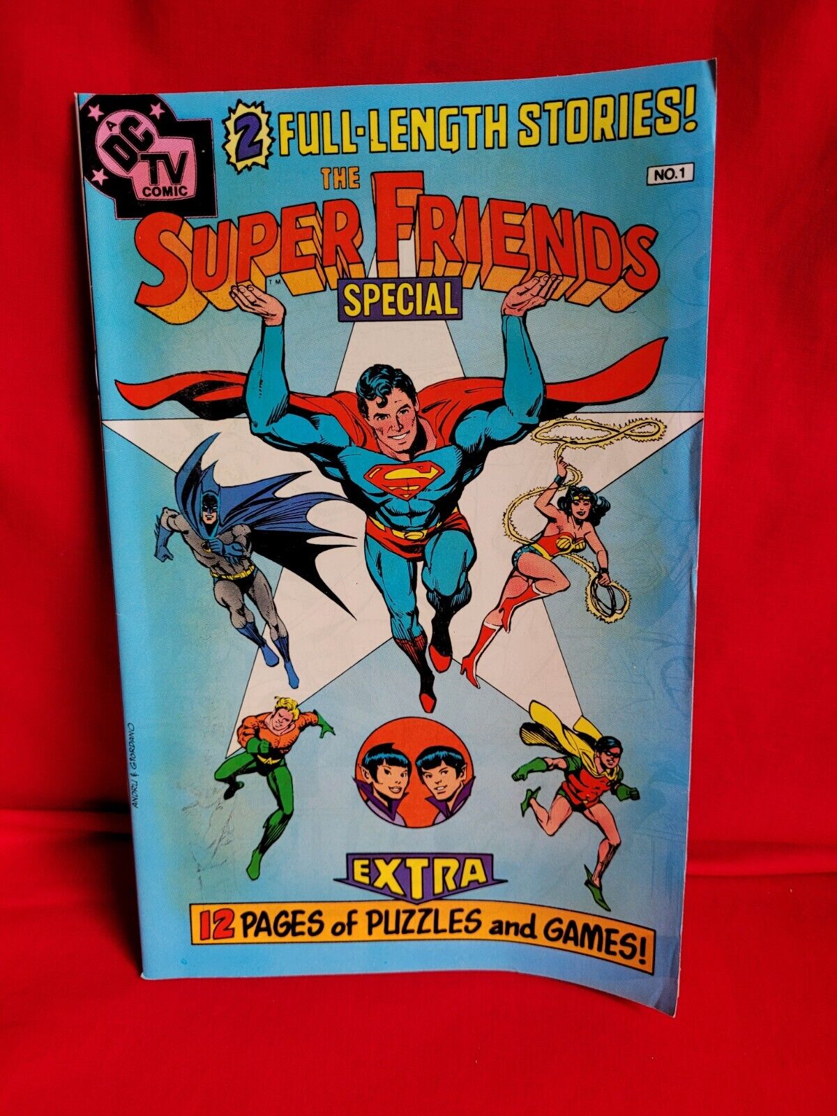 VINTAGE DC COMICS THE SUPER FRIENDS SPECIAL NO. 1 COMIC BOOK STORE PROMO 1981