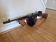 THOMPSON Al Capone tommy gun NON-FIRING SUB-MACHINE GUN 1928 replica in stock picture