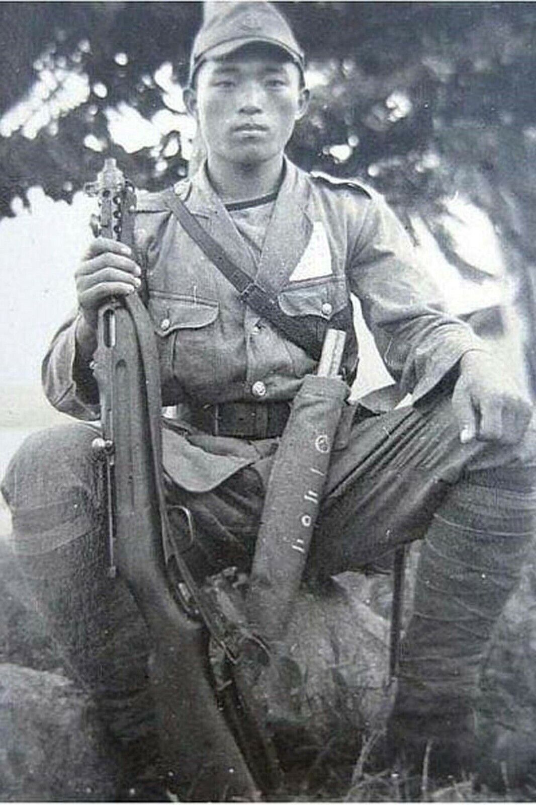 Japanese soldier with submachine gun, WWII WW2 Photo Glossy 4*6 in Y013